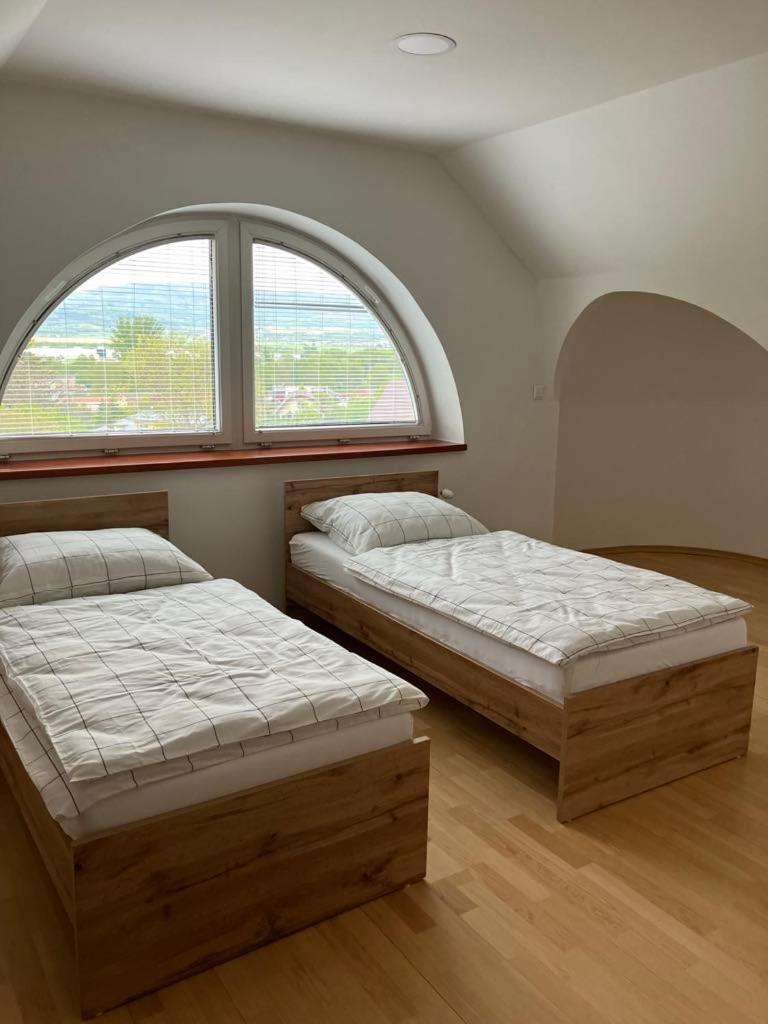 Vila Pri Kupeloch Бойниці Екстер'єр фото